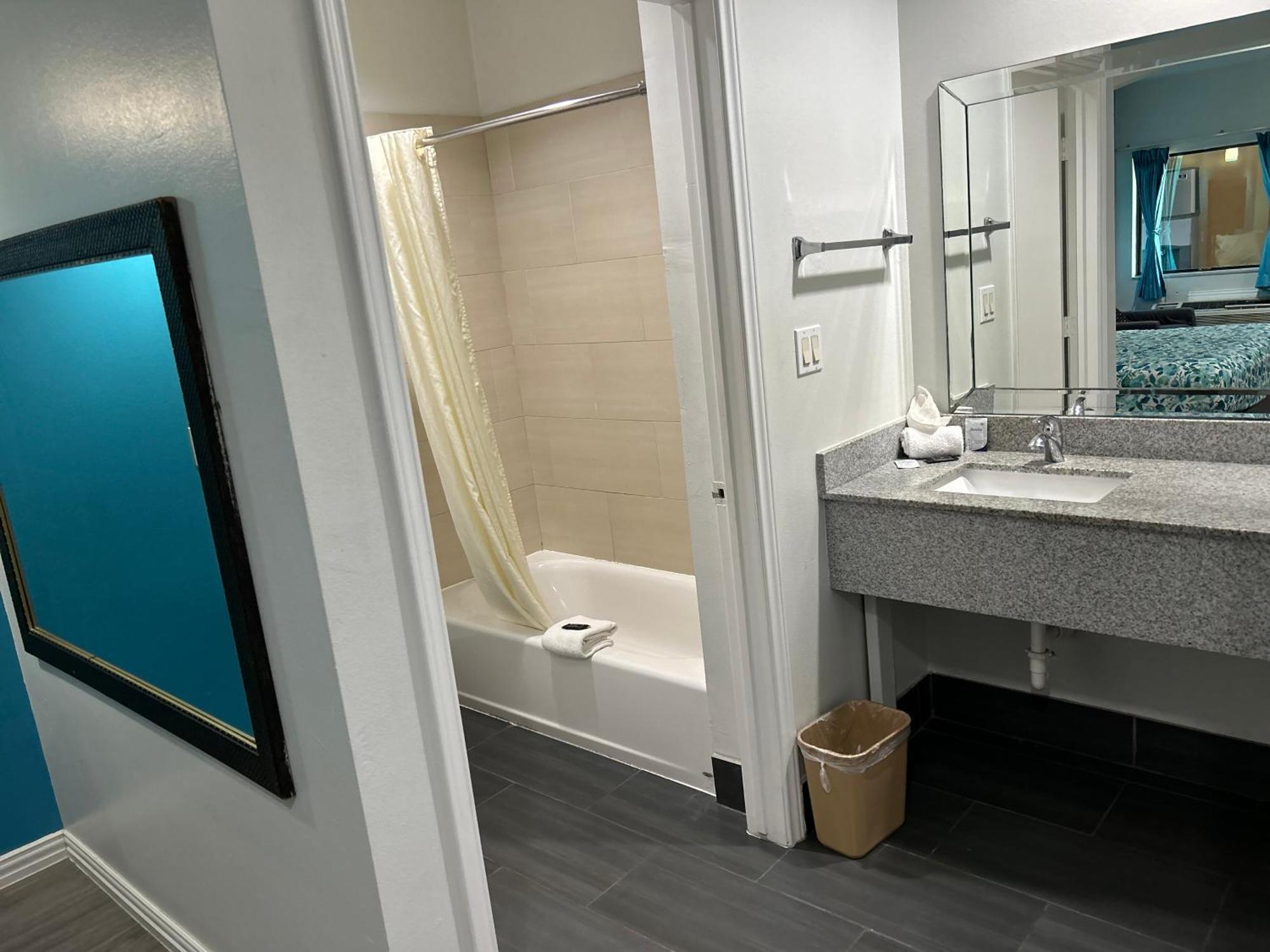Regency Inn & Suites ฮูสตัน ภายนอก รูปภาพ